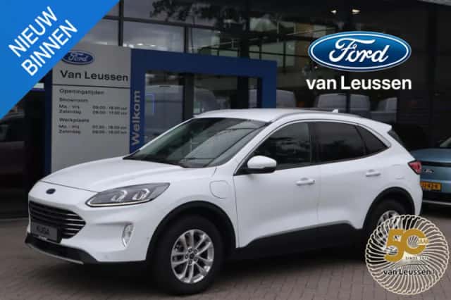 Ford Kuga (2022) thumbnail 1