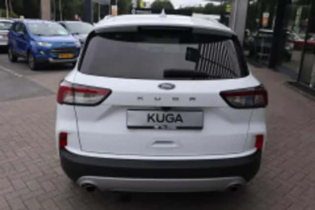 Ford Kuga (2022) thumbnail 4