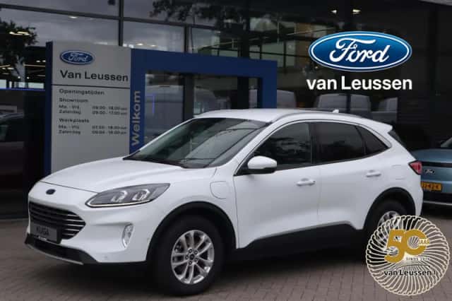 Ford Kuga (2022) thumbnail 5