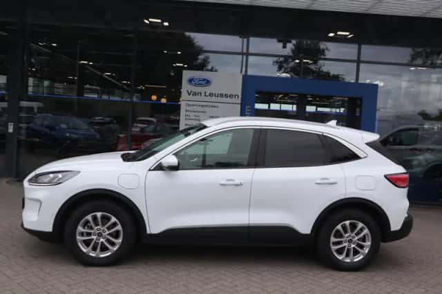 Ford Kuga (2022) thumbnail 6