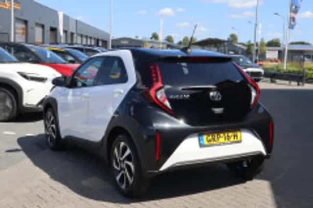 Toyota Aygo (2024) thumbnail 3