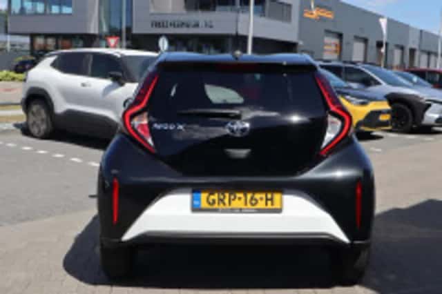 Toyota Aygo (2024) thumbnail 4