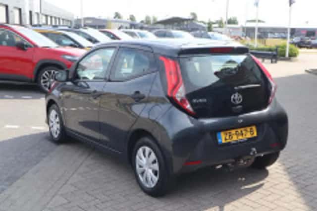 Toyota Aygo (2019) thumbnail 3