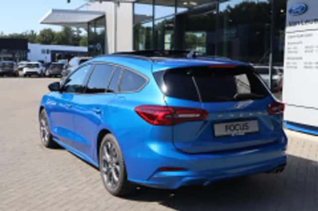 Ford Focus (2025) thumbnail 3