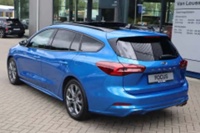 Ford Focus (2025) thumbnail 3