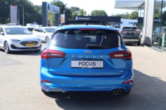 Ford Focus (2025) thumbnail 4