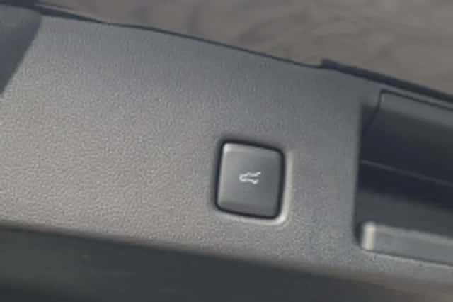 Ford Kuga (2025) thumbnail 6