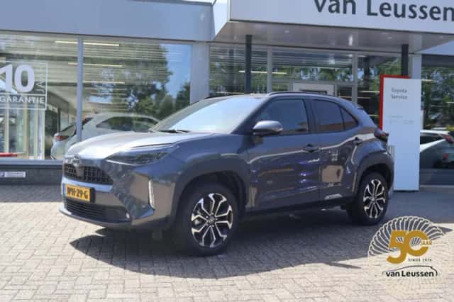 Toyota Yaris Cross (2025) thumbnail 1