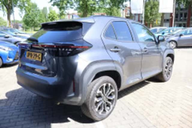 Toyota Yaris Cross (2025) thumbnail 3