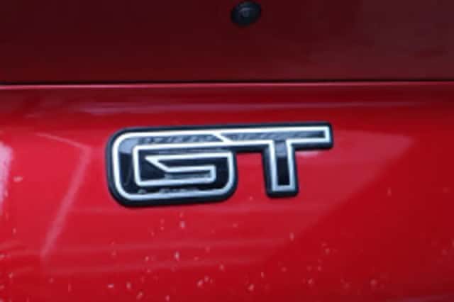 Ford Mustang Mach-E (2025) thumbnail 5