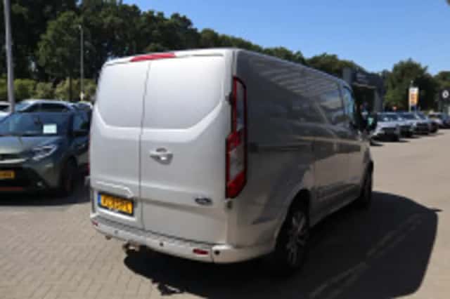Ford Transit Custom (2015) thumbnail 6