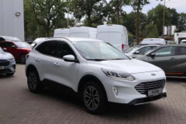 Ford Kuga (2022) thumbnail 6