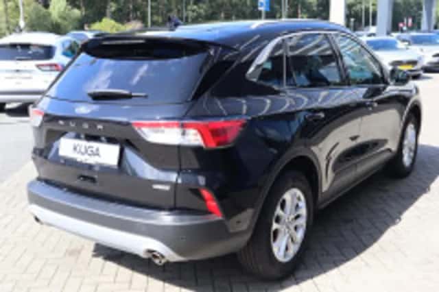 Ford Kuga (2022) thumbnail 5
