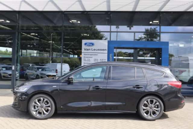 Ford Focus (2025) thumbnail 2