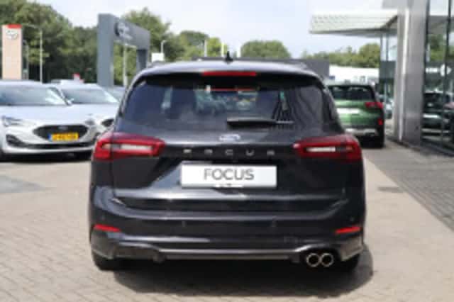 Ford Focus (2025) thumbnail 4