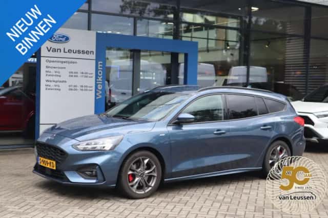 Ford Focus (2021) thumbnail 1