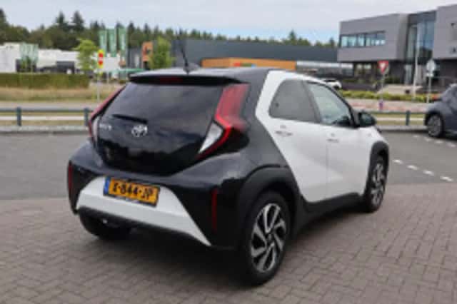 Toyota Aygo (2023) thumbnail 6