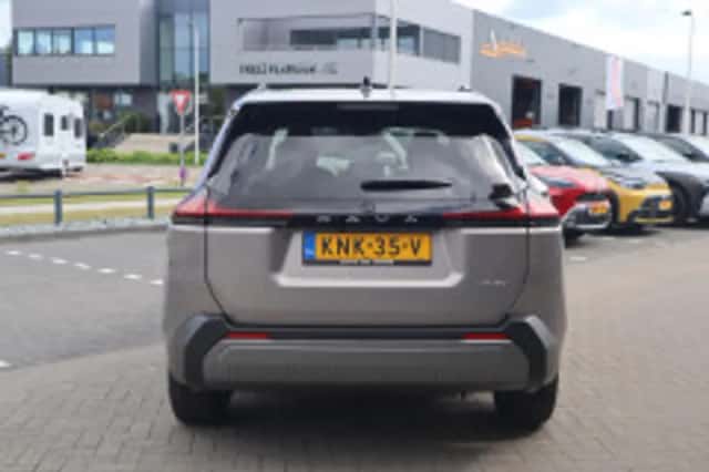 Toyota RAV4 (2026) thumbnail 4
