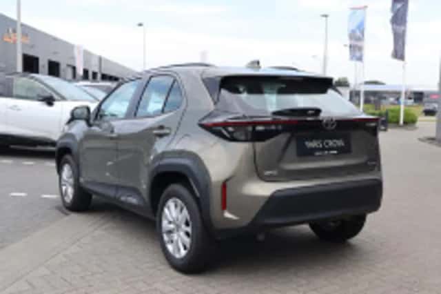 Toyota Yaris Cross (2025) thumbnail 3