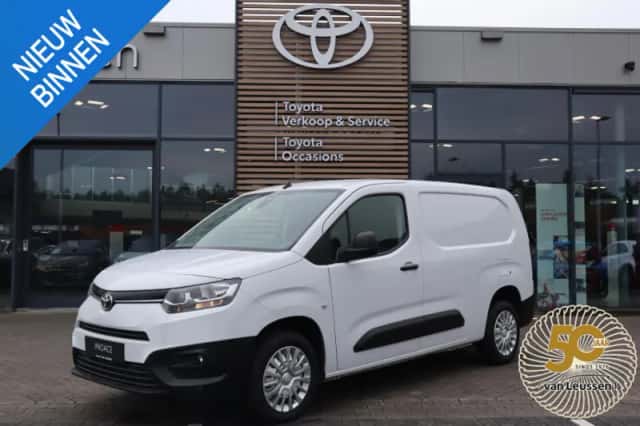 Toyota Proace (2024) thumbnail 1