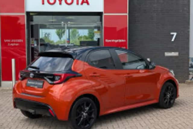 Toyota Yaris (2023) thumbnail 4