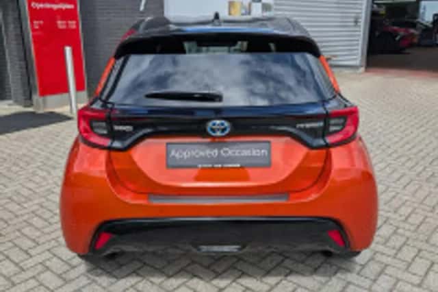 Toyota Yaris (2023) thumbnail 6
