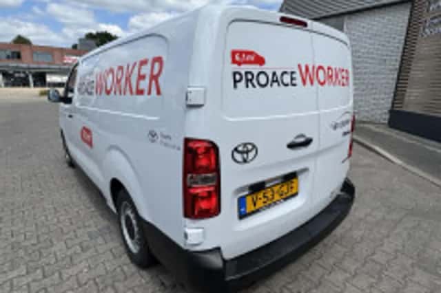 Toyota Proace (2025) thumbnail 2