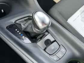 Toyota C hr (2022) thumbnail 32