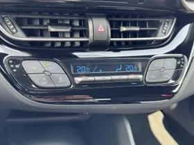 Toyota C hr (2022) thumbnail 33