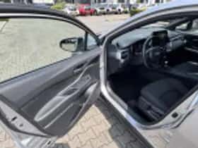 Toyota C hr (2022) thumbnail 39