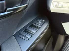 Toyota C hr (2024) thumbnail 26