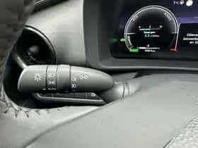 Toyota C hr (2024) thumbnail 31