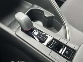 Toyota C hr (2024) thumbnail 36