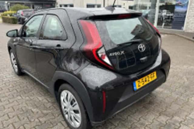 Toyota Aygo (2024) thumbnail 3