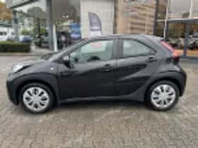 Toyota Aygo X (2024) thumbnail 36