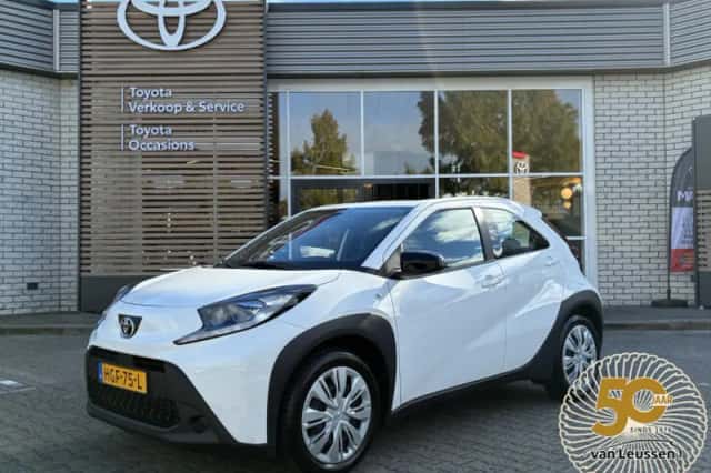Toyota Aygo (2025) thumbnail 1