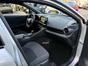 Toyota C hr (2025) thumbnail 17