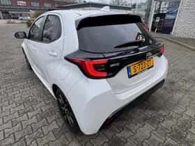 Toyota Yaris (2023) thumbnail 11