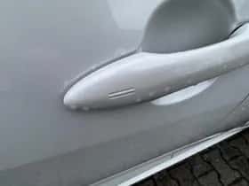 Toyota Yaris (2023) thumbnail 17