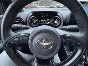 Toyota Yaris (2023) thumbnail 24