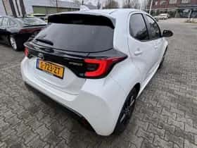 Toyota Yaris (2023) thumbnail 9