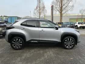 Toyota Yaris Cross (2025) thumbnail 16