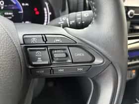 Toyota Yaris Cross (2025) thumbnail 24