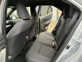 Toyota Yaris Cross (2025) thumbnail 4