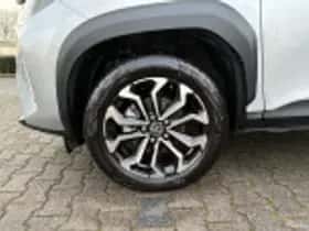 Toyota Yaris Cross (2025) thumbnail 61