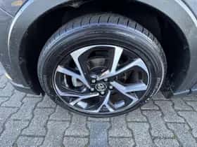 Toyota C hr (2019) thumbnail 14