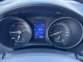 Toyota C hr (2019) thumbnail 29