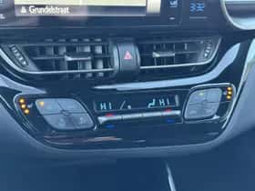 Toyota C hr (2019) thumbnail 31