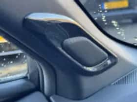 Toyota C hr (2019) thumbnail 66