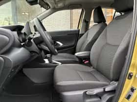 Toyota Yaris Cross (2023) thumbnail 16
